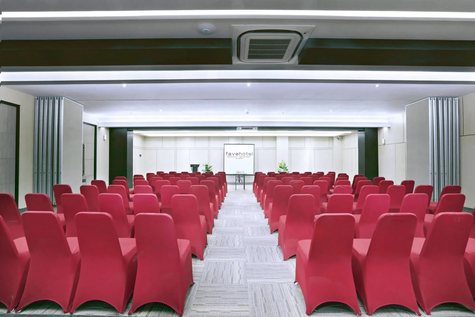 Отель fave+ hotel Banjarbaru