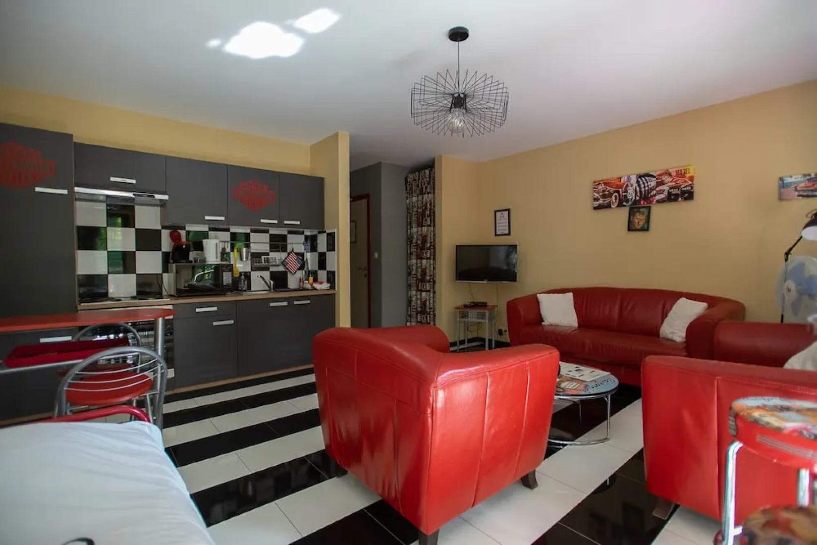 Guest House Western City