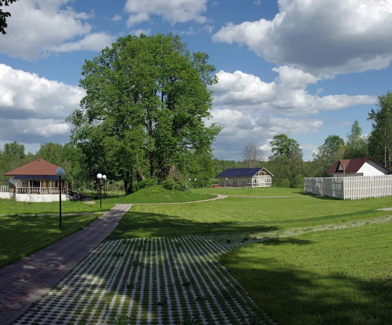 Отель «Вишневый сад»