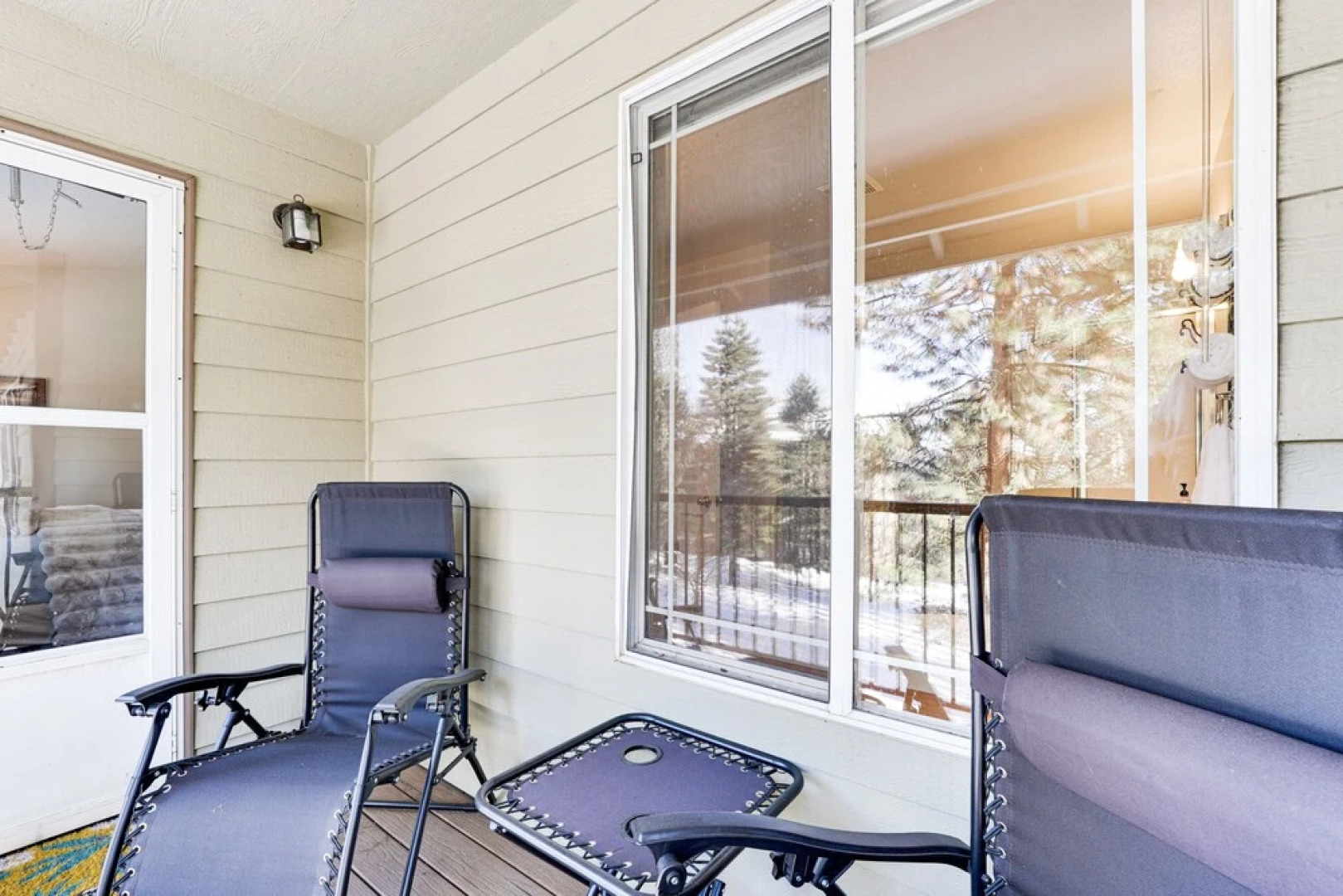 Klamath Falls Townhome w/ Deck & Resort Amenities!