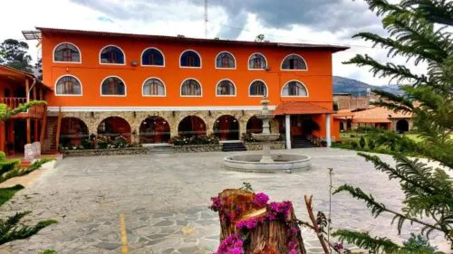 Hotel La Hacienda
