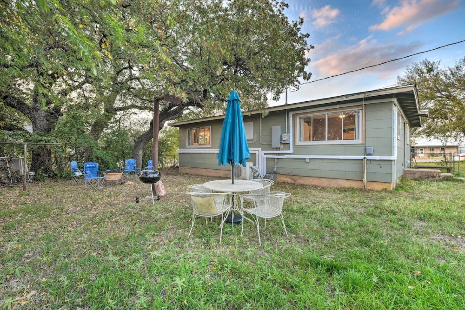 Cozy Graham Retreat ~ 3 Mi to Lake Eddleman!