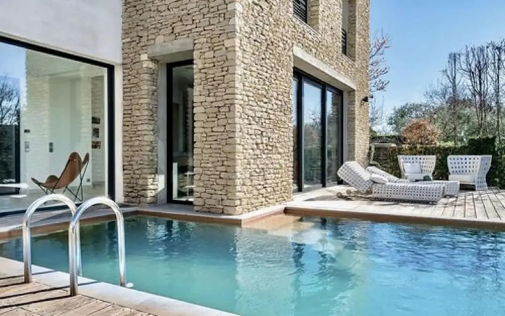 BB 12 LUBERON chambres d'h¿tes contemporaines