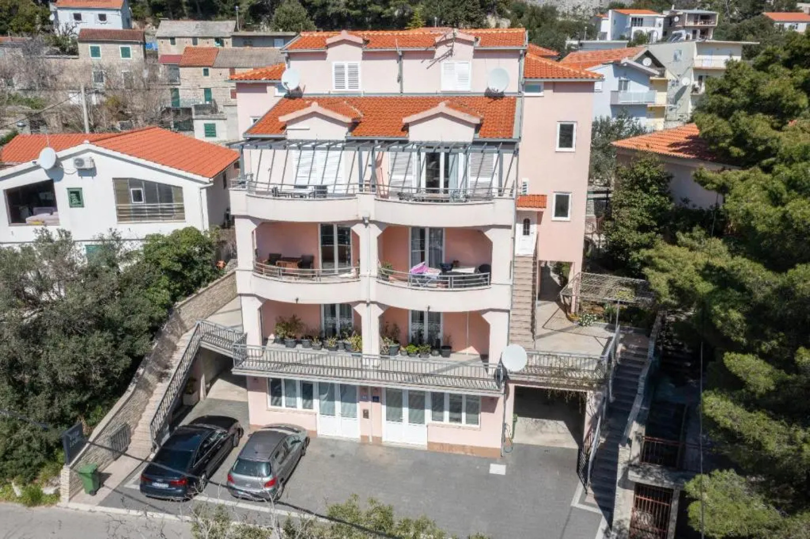 Apartments Luka Toni