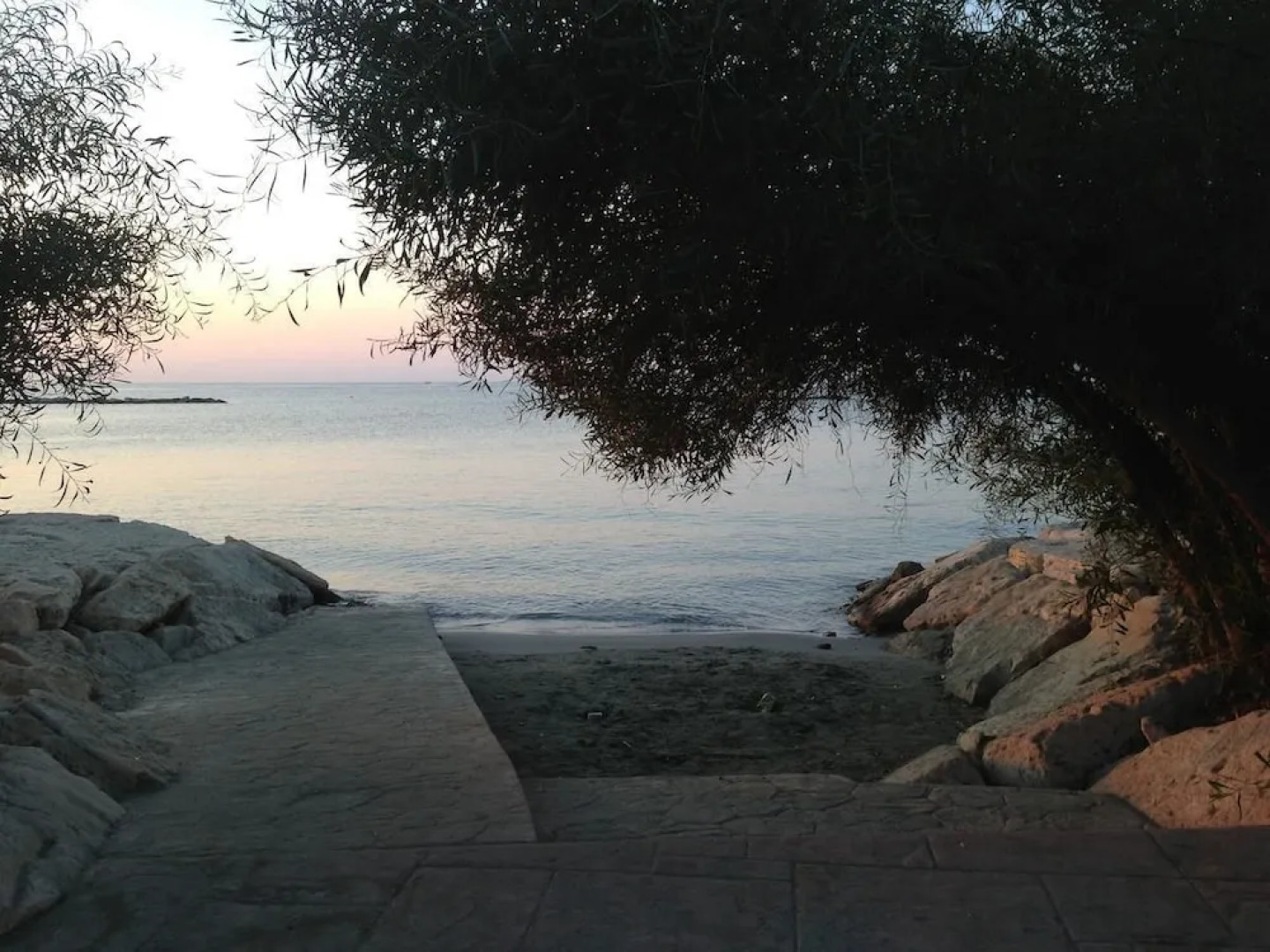 2 BD Maisonette Galatex