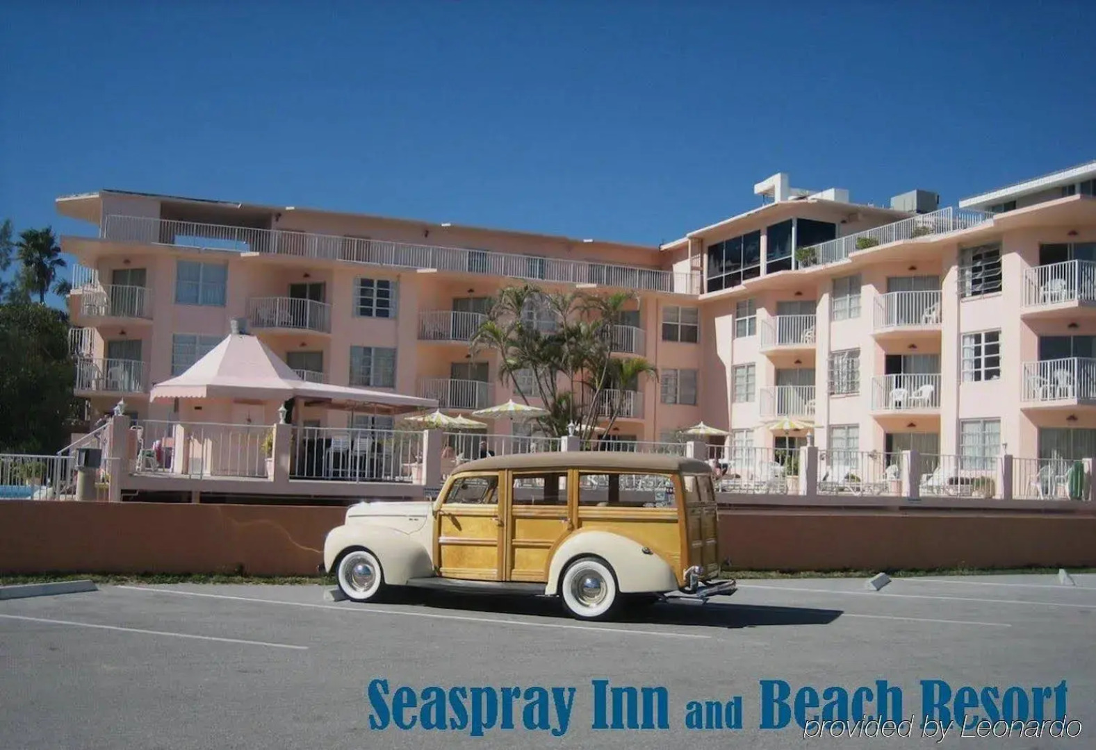 Sea Spray Inn & Beach Resort
