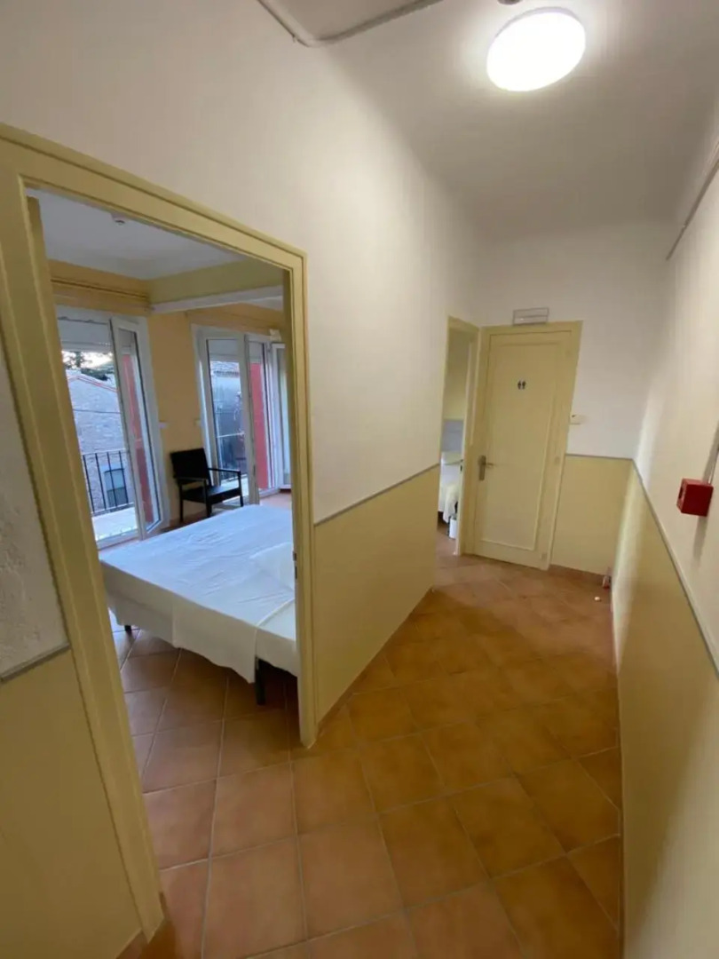 Hostal Restaurant Casa Comaulis