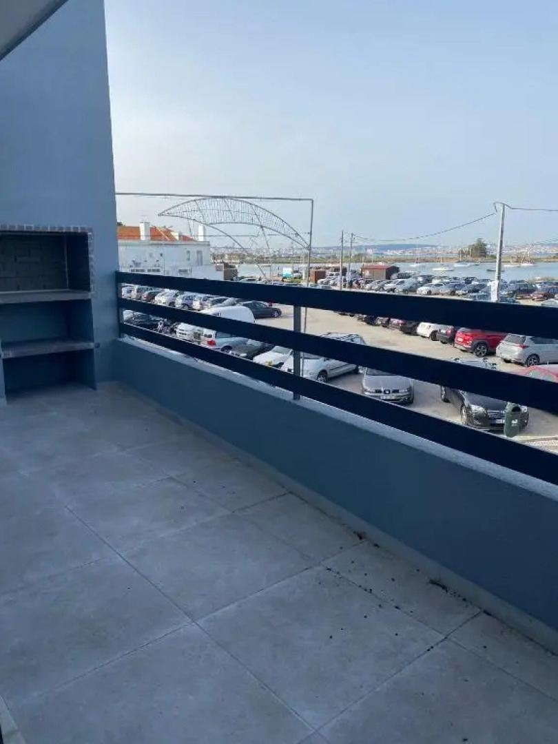 Seixal Old Town River View Apartment