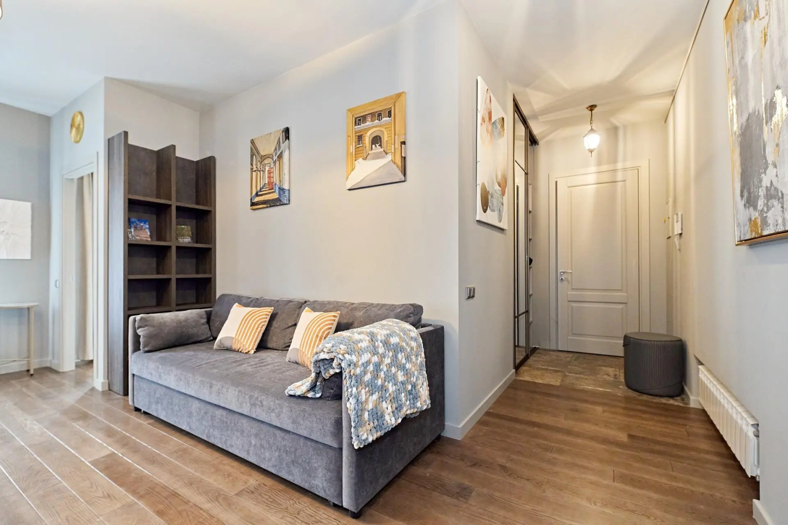 Критик Отдыхает Апартаменты на Итальянской