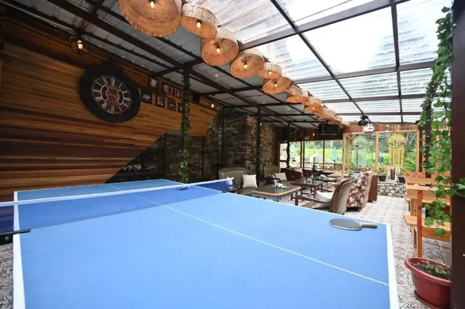 The Woodward Two By Oyo Room