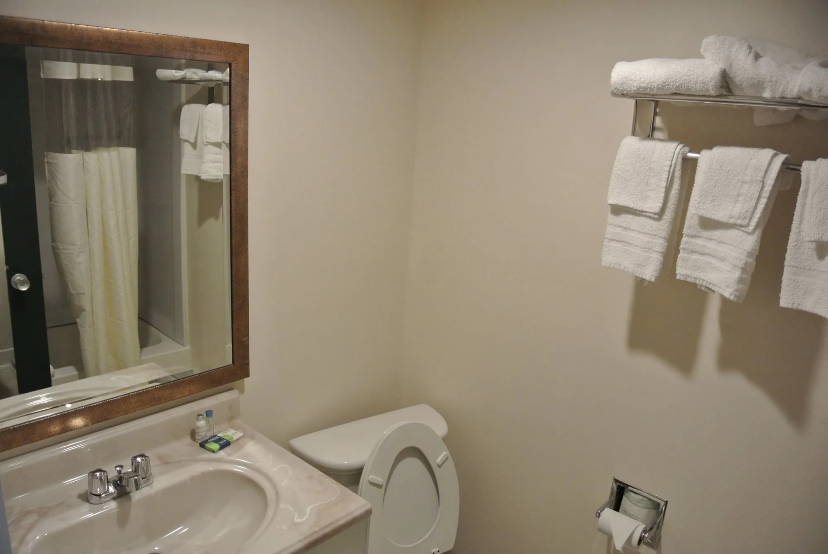 Select Inn Murfreesboro