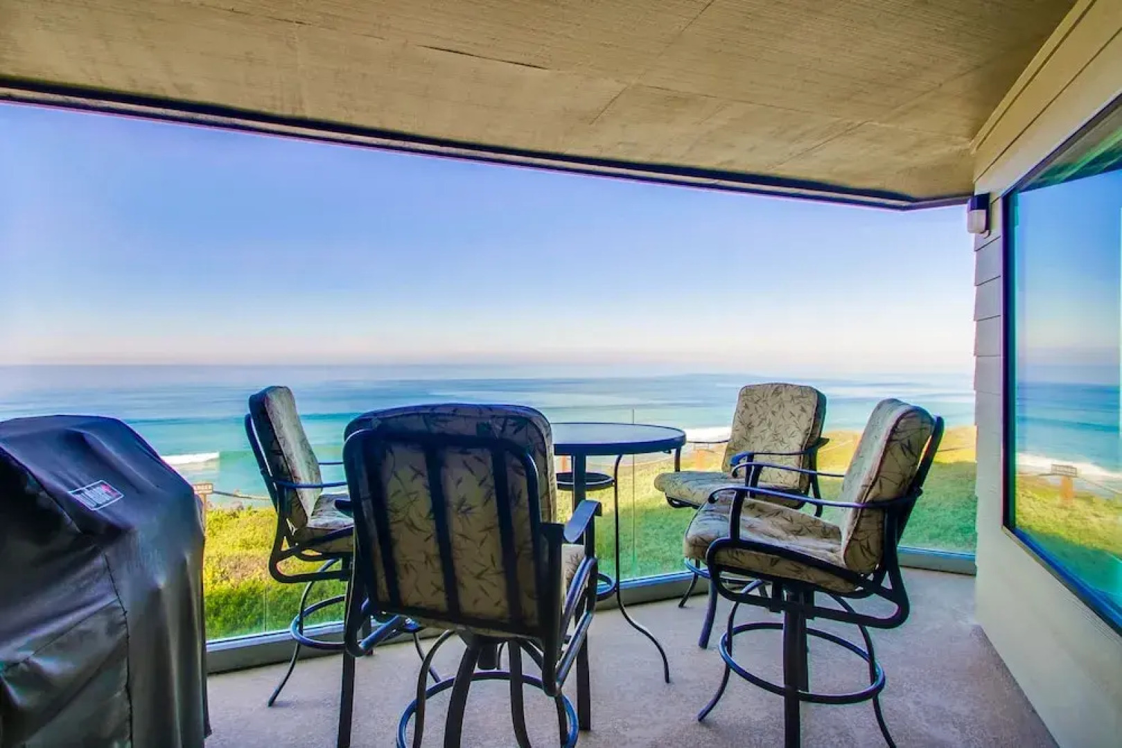 Gorgeous Ocean View Condo with Pool & Spa SURF9 by RedAwning
