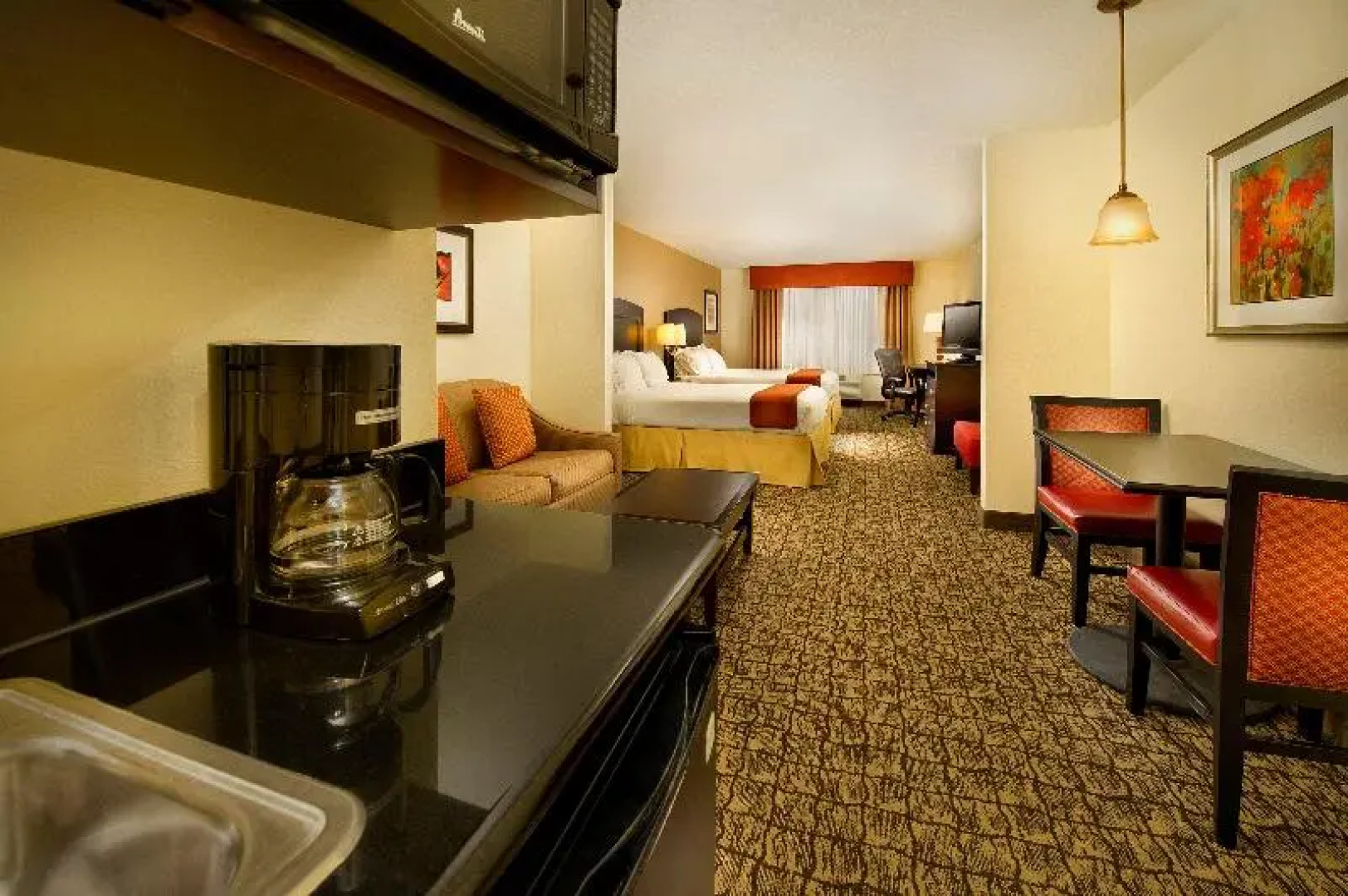 Holiday Inn Express Uvalde