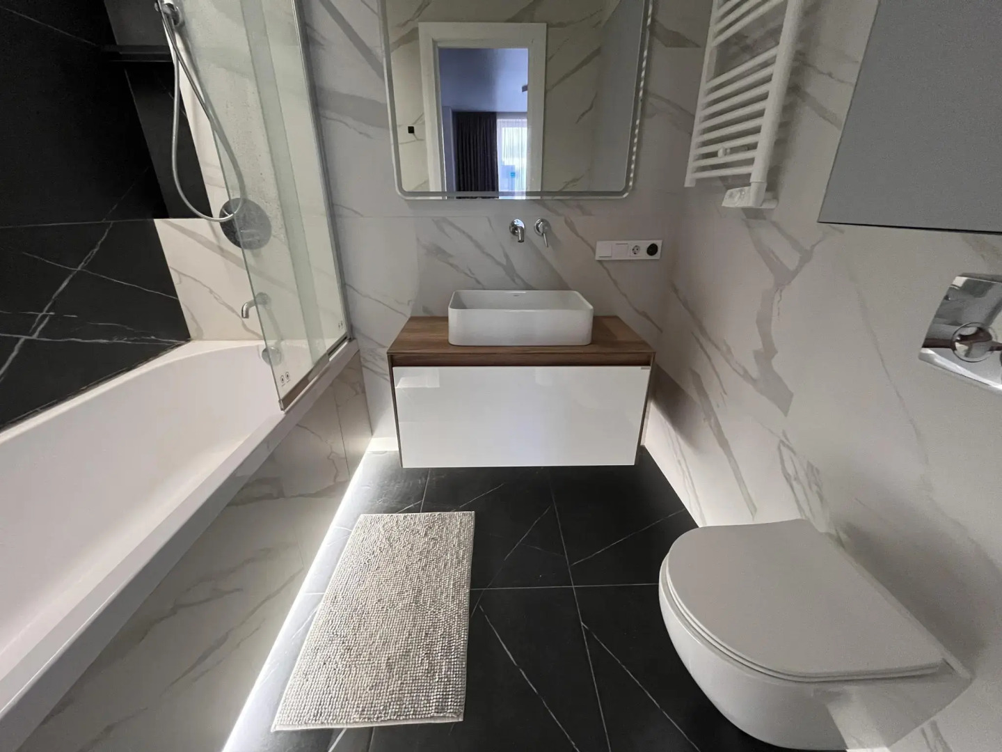 RentMe 24 (РентМи) на бульваре Скандинавский 12