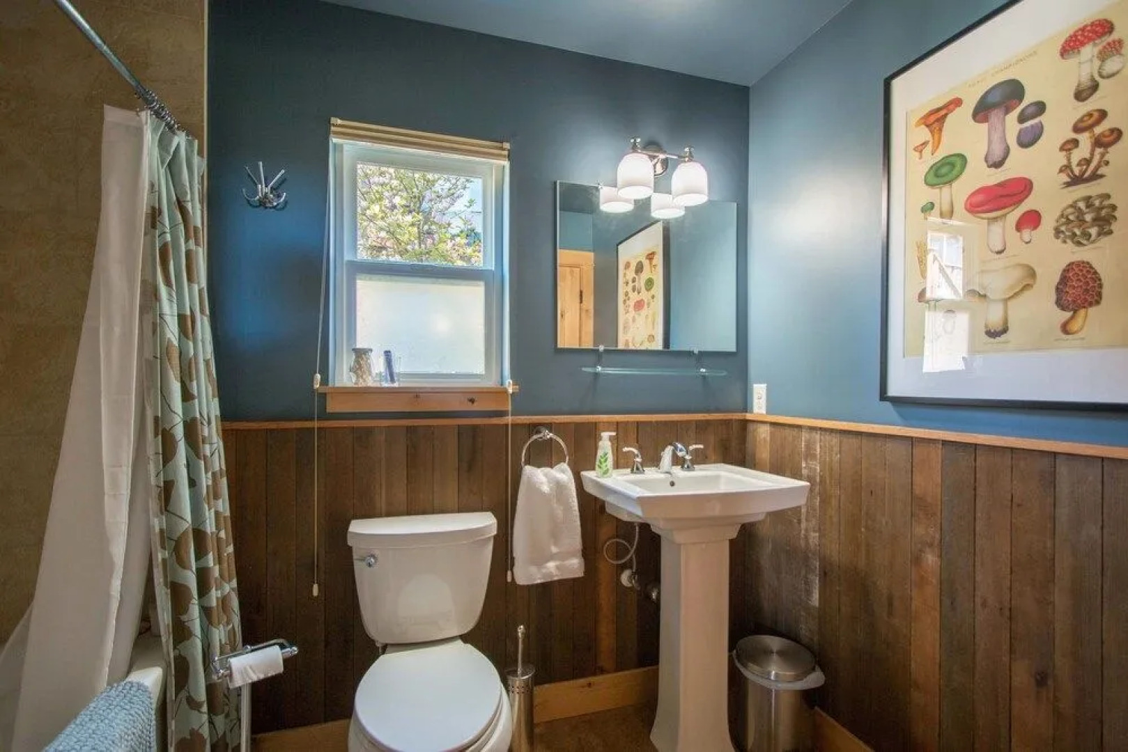 Venture Garden House 1 Bedroom Cottage by Redawning