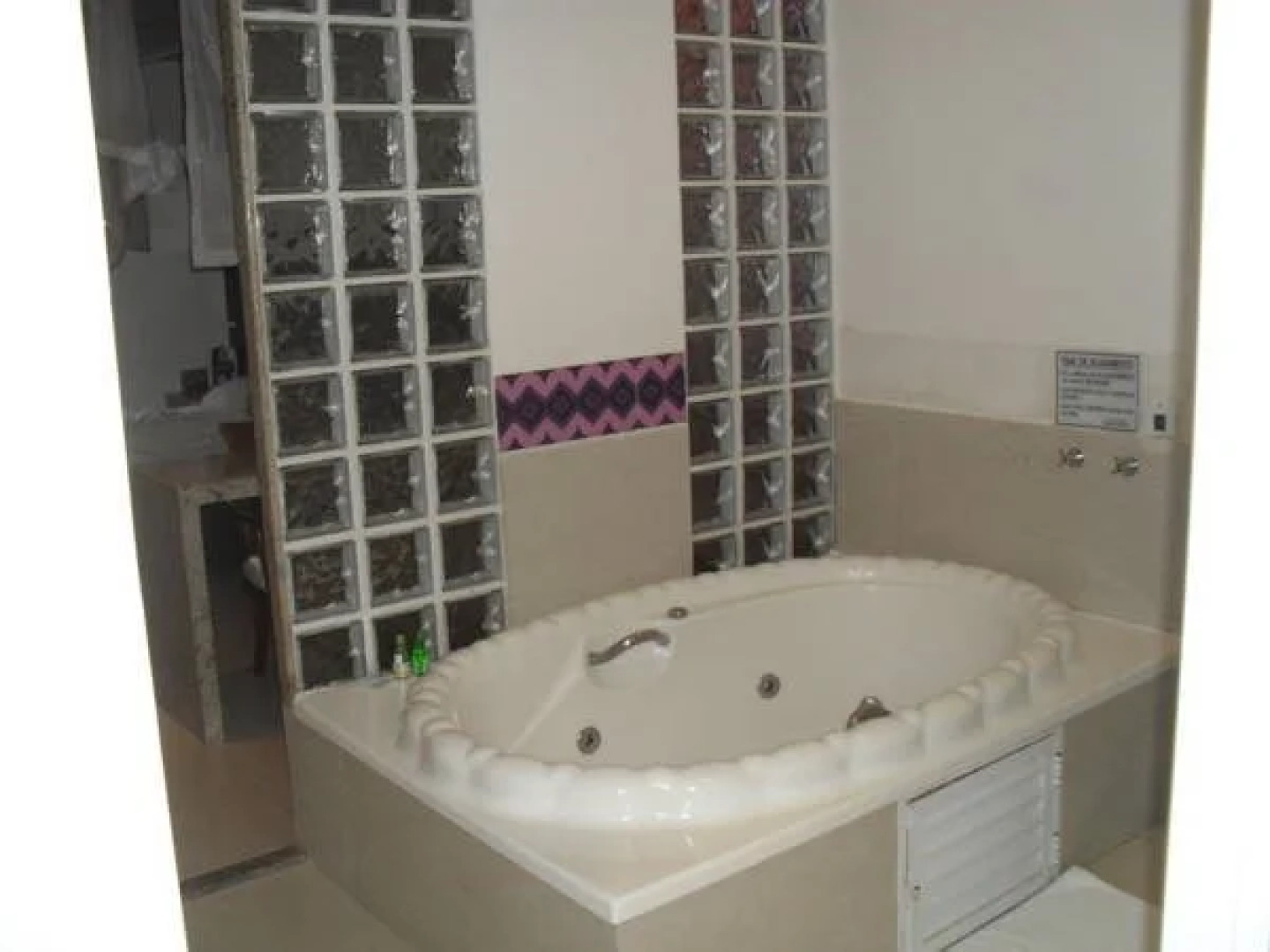 Kamiss Motel (Только для взрослых)