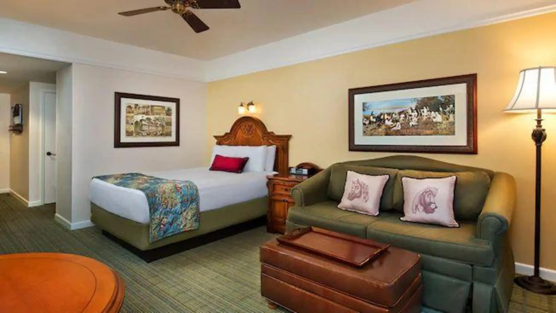 Disney's Saratoga Springs Resort & Spa 