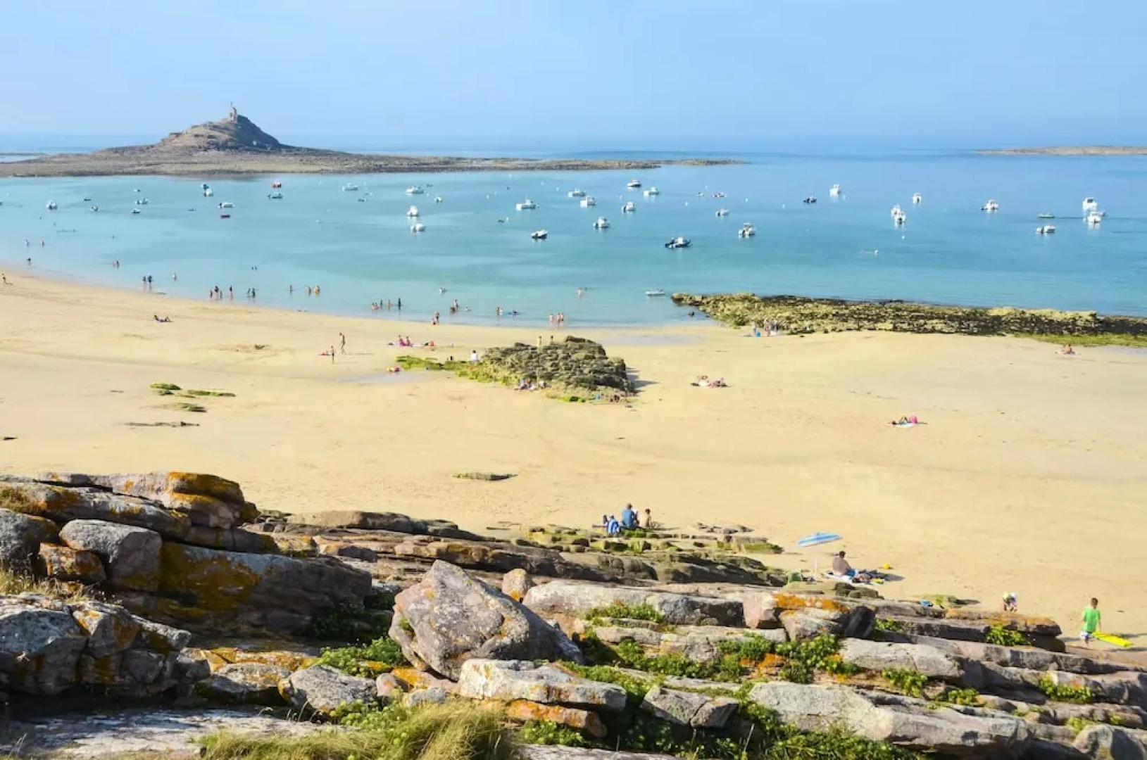 House with 2 Bedrooms in Plurien, with Furnished Terrace