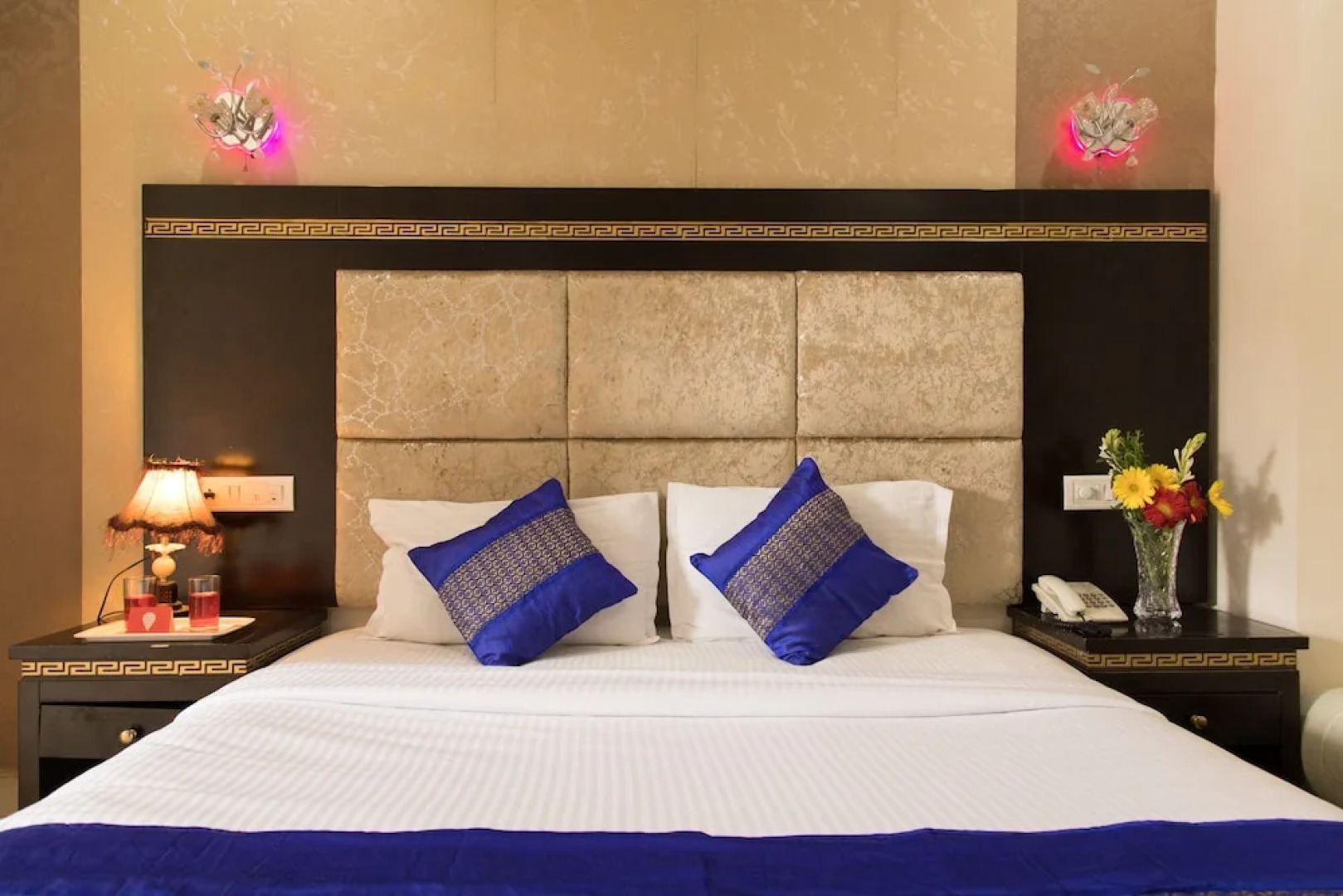 OYO Premium Nagpur C A Road