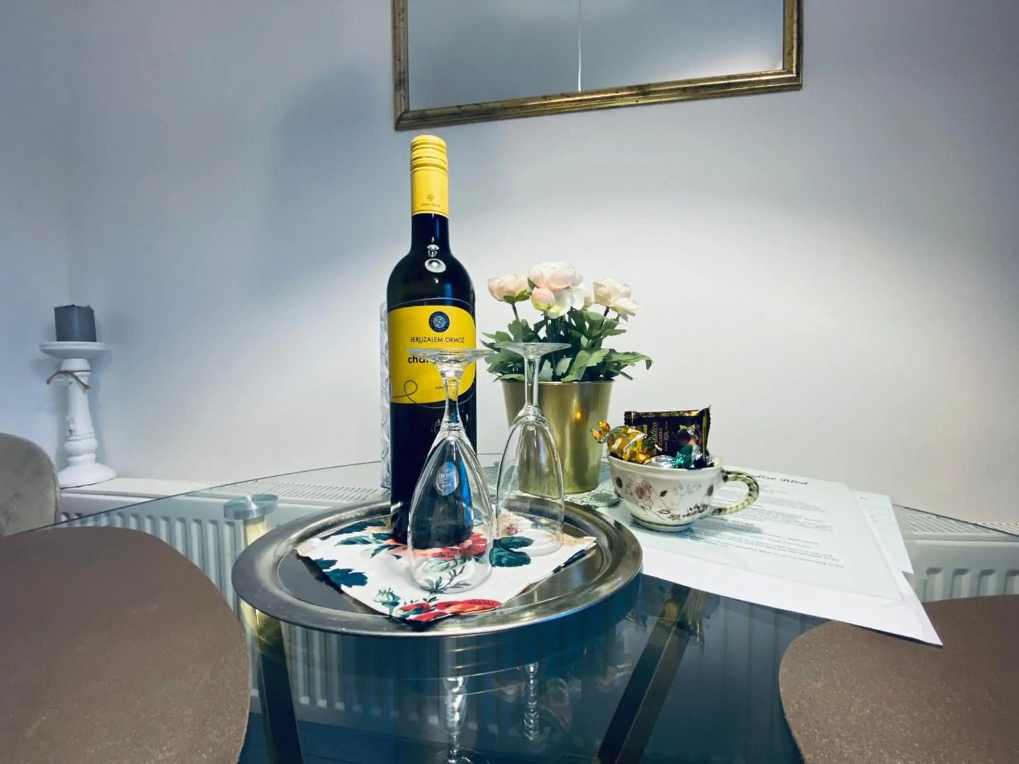 Garden Paradise Bled Apartments - garden, pond and castle view