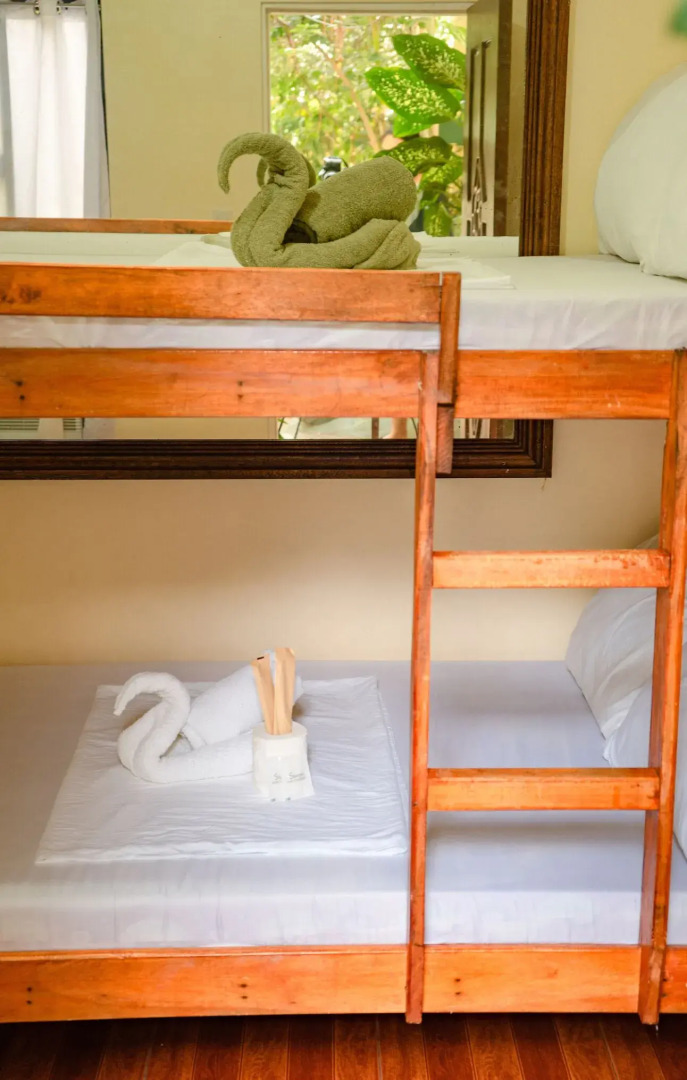 The Palms Resort & Bar