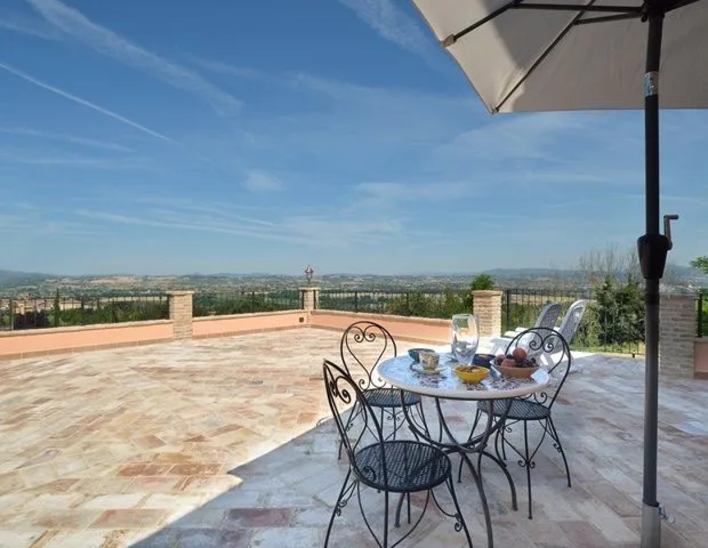 Villa La Terrazza, uncontaminated beauty near Lake Trasimeno