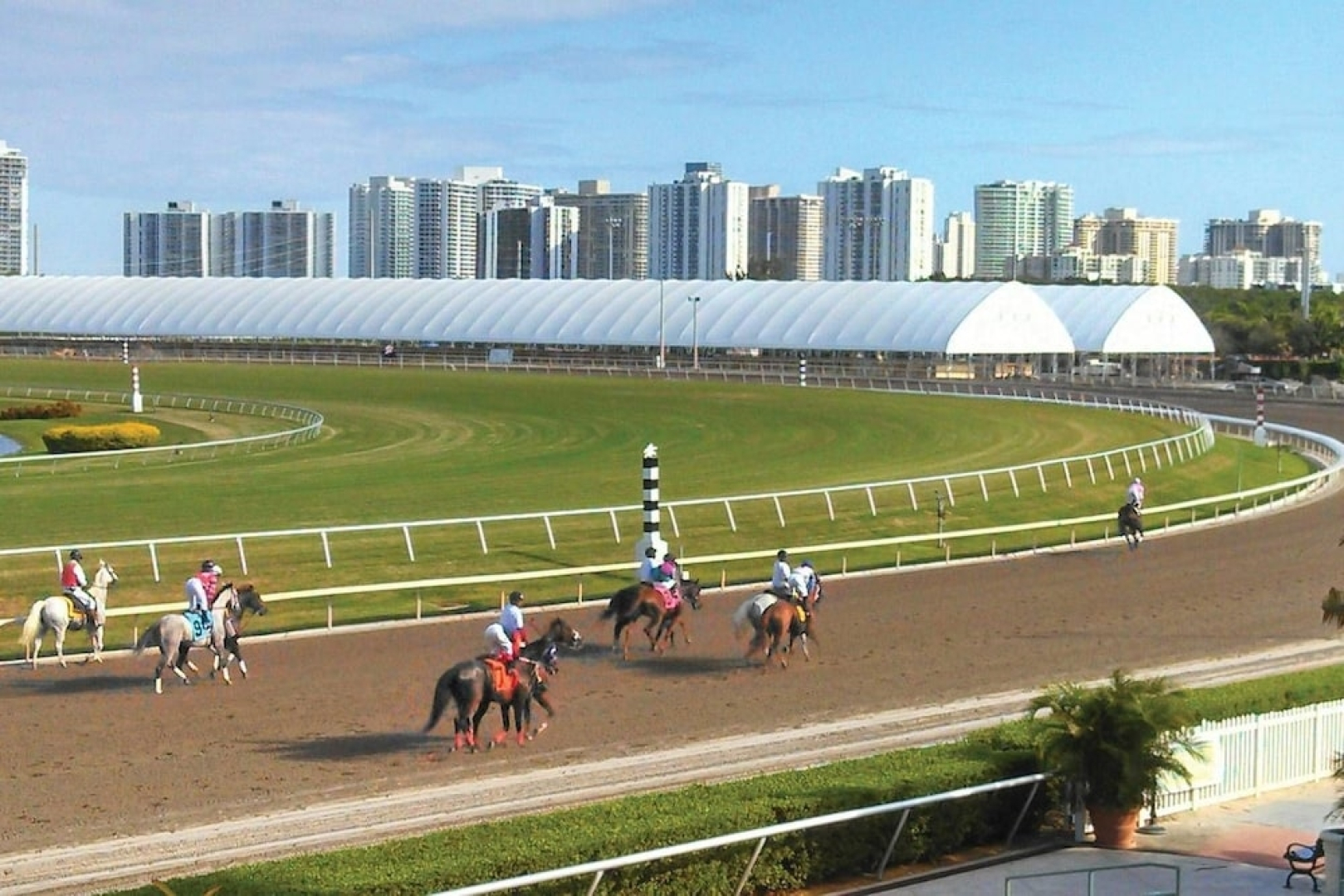 Cozy Studio Hallandale Beach, near the Ocean :)