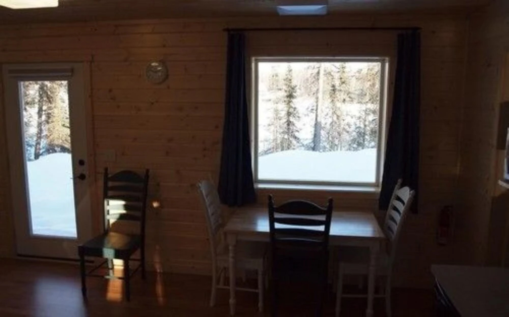 Talkeetna Lakeside Cabins