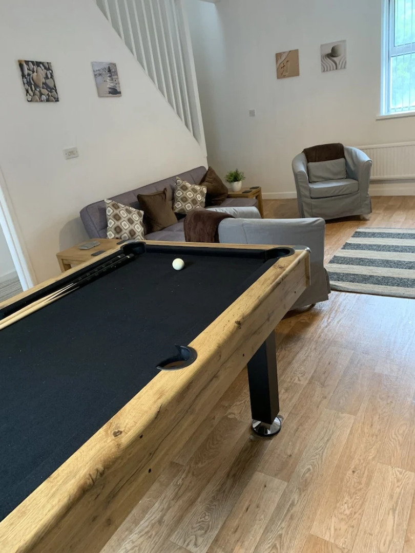 Miners Cottage Wales Sleep 6 Log Burner Pool Table