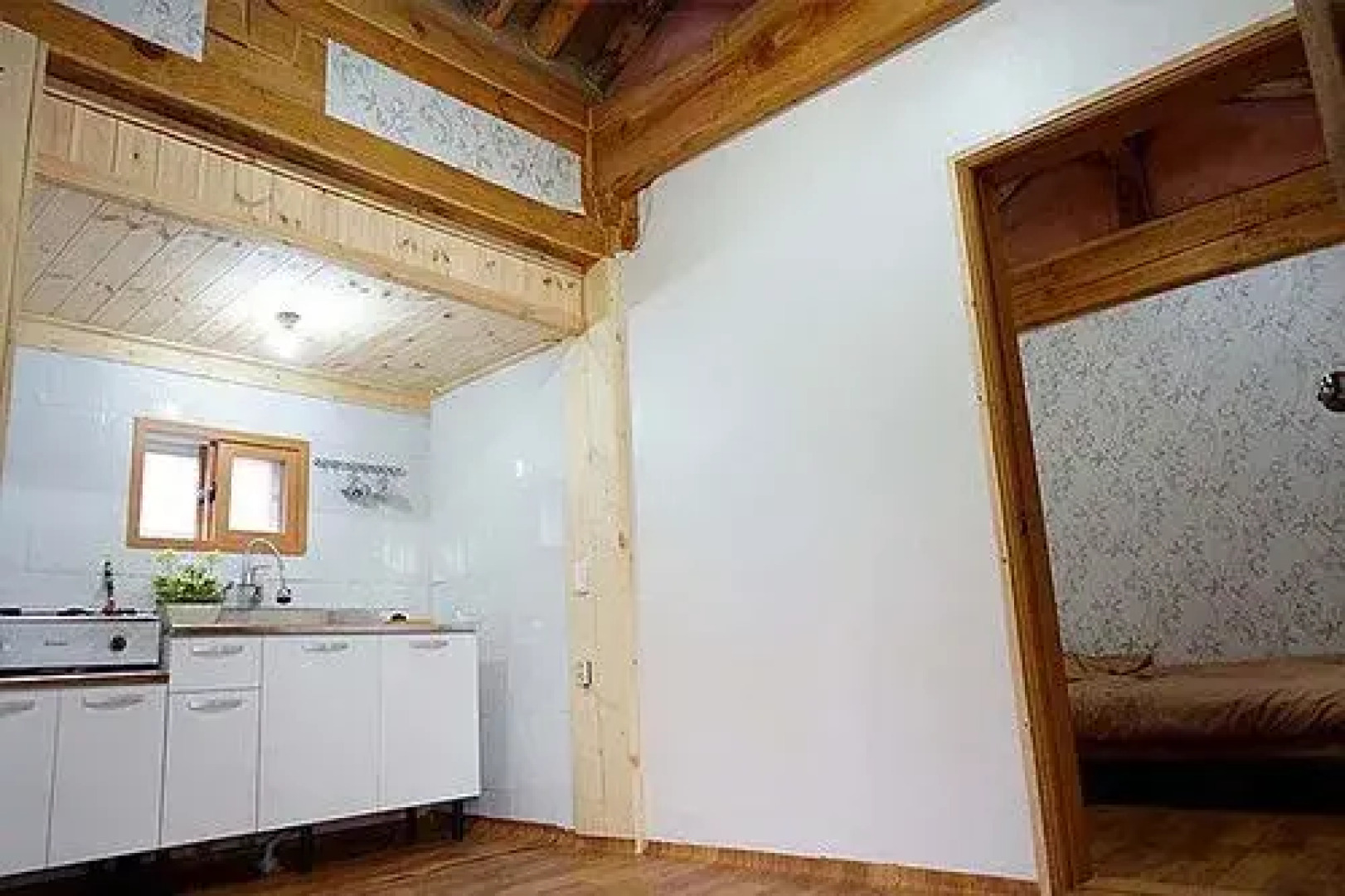 Yangsan Sound of Mountain & Sea Pension