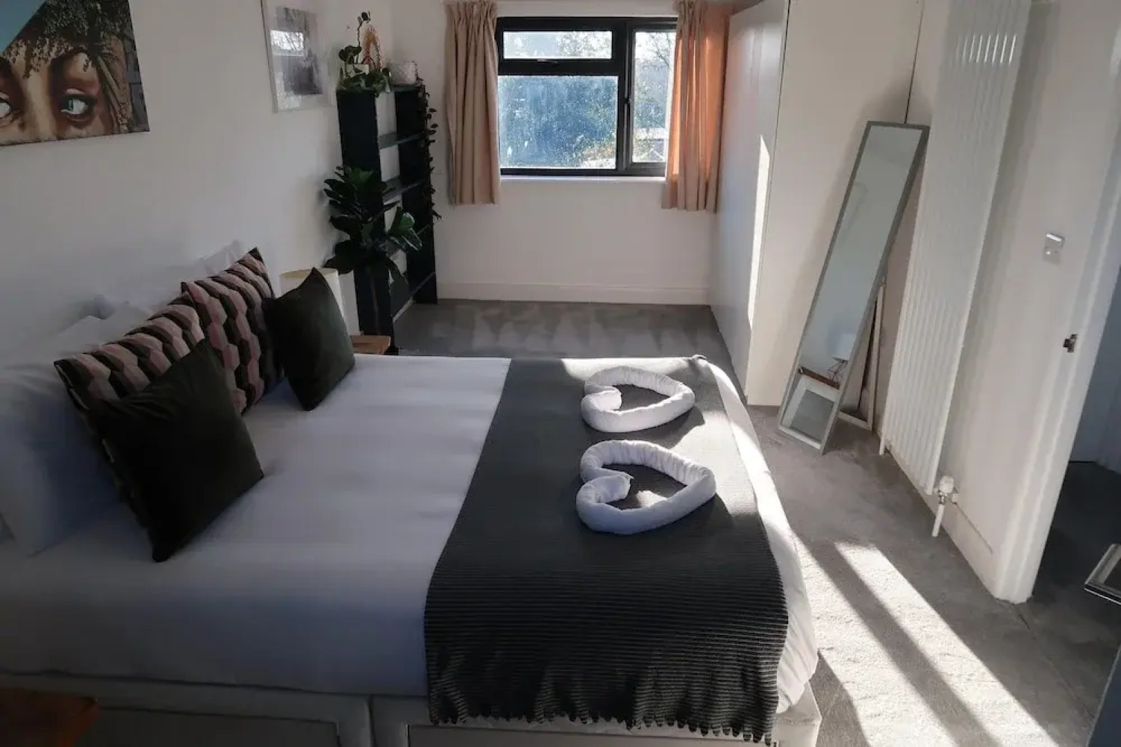 Lovable Lancing With Garden Parking