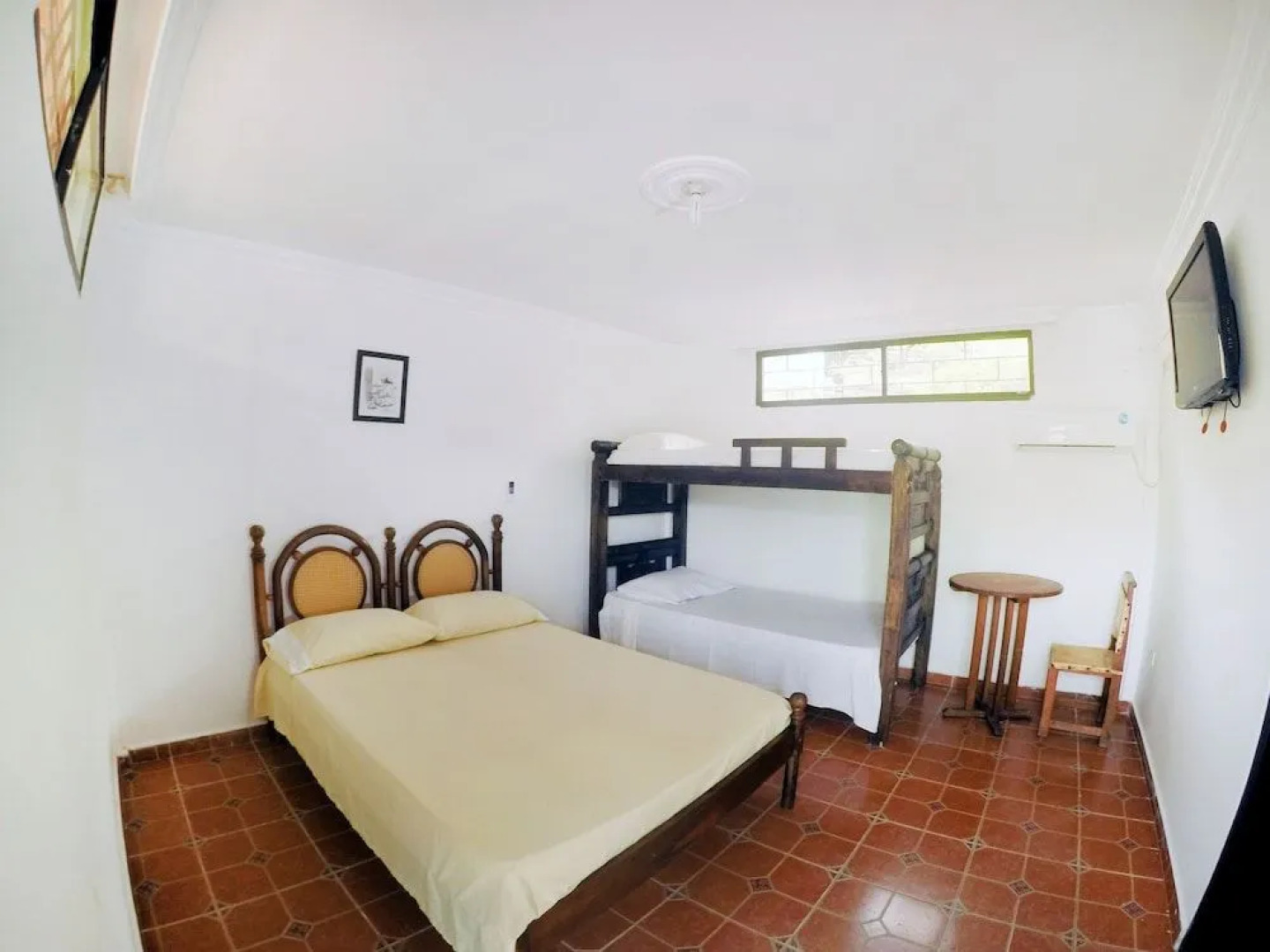 Hospedaje Familiar Dumbira