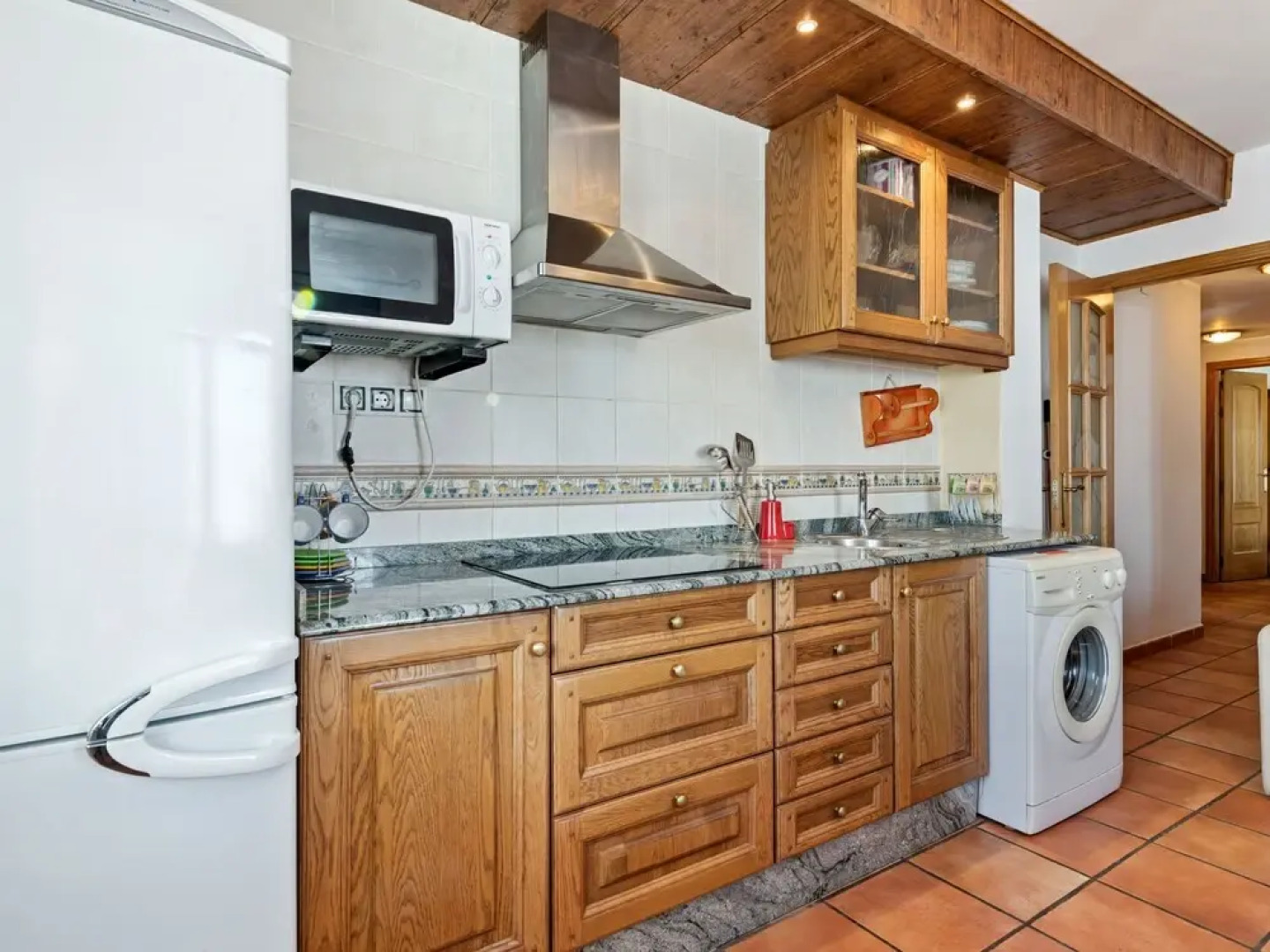 Charming Apartment in Gudar With Terrace