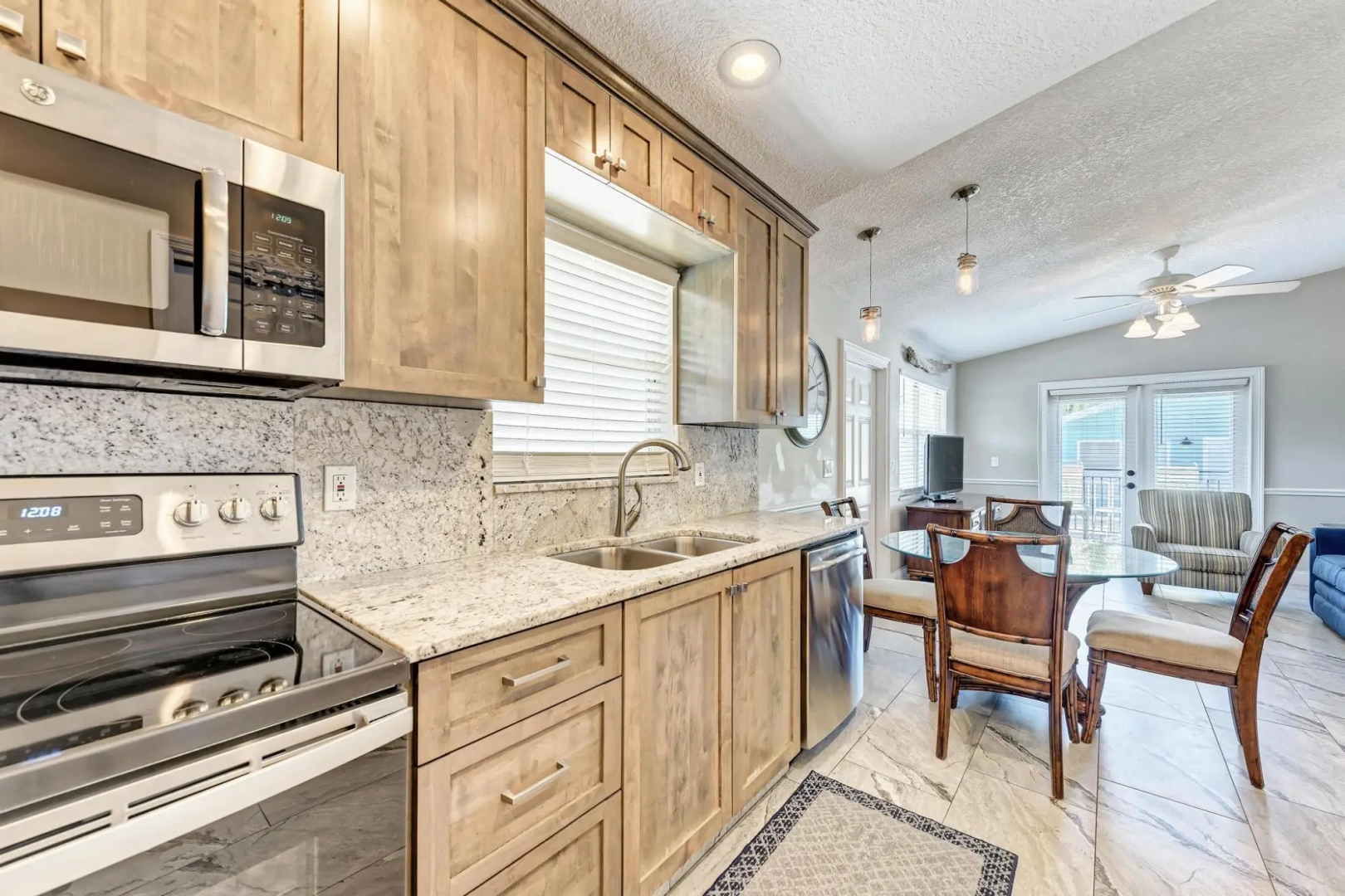 The Anna Maria Island Beach Paradise 5