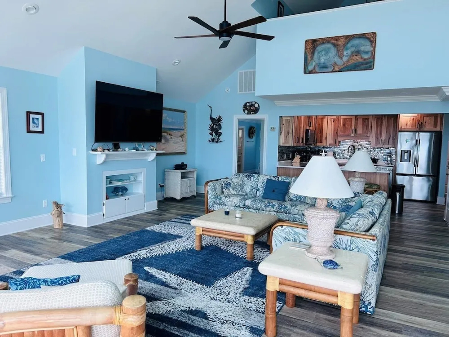 Serenity's Star 4 Bedroom Home by RedAwning