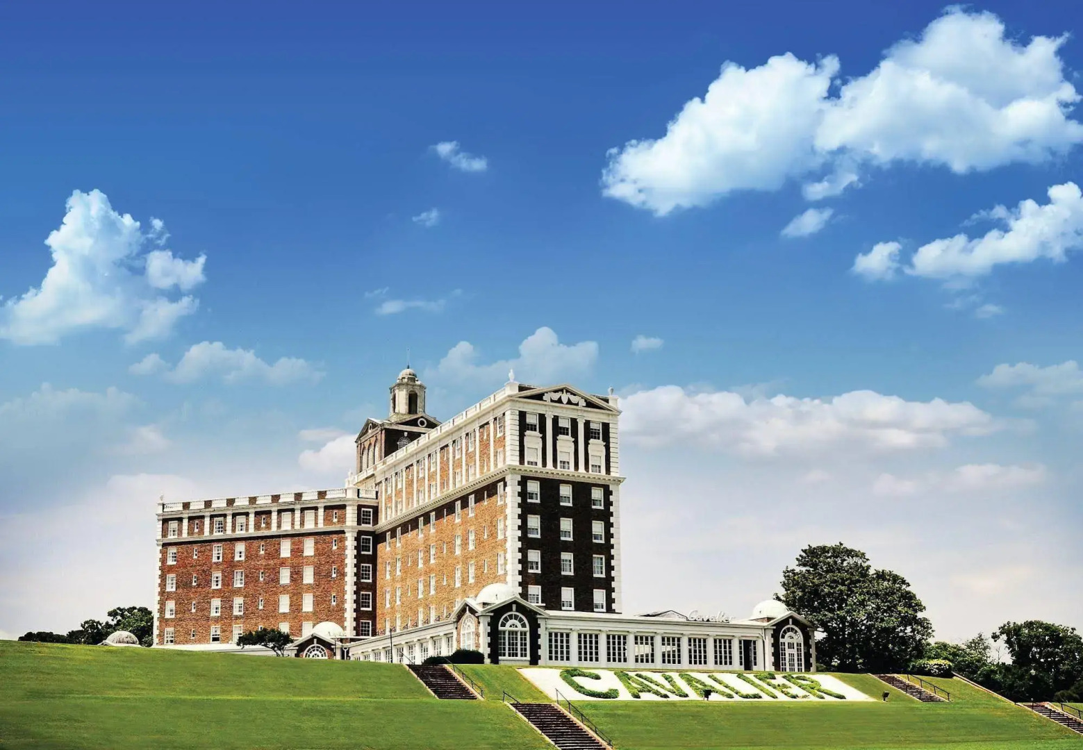 The Historic Cavalier Hotel and Beach Club, Autograph Collection