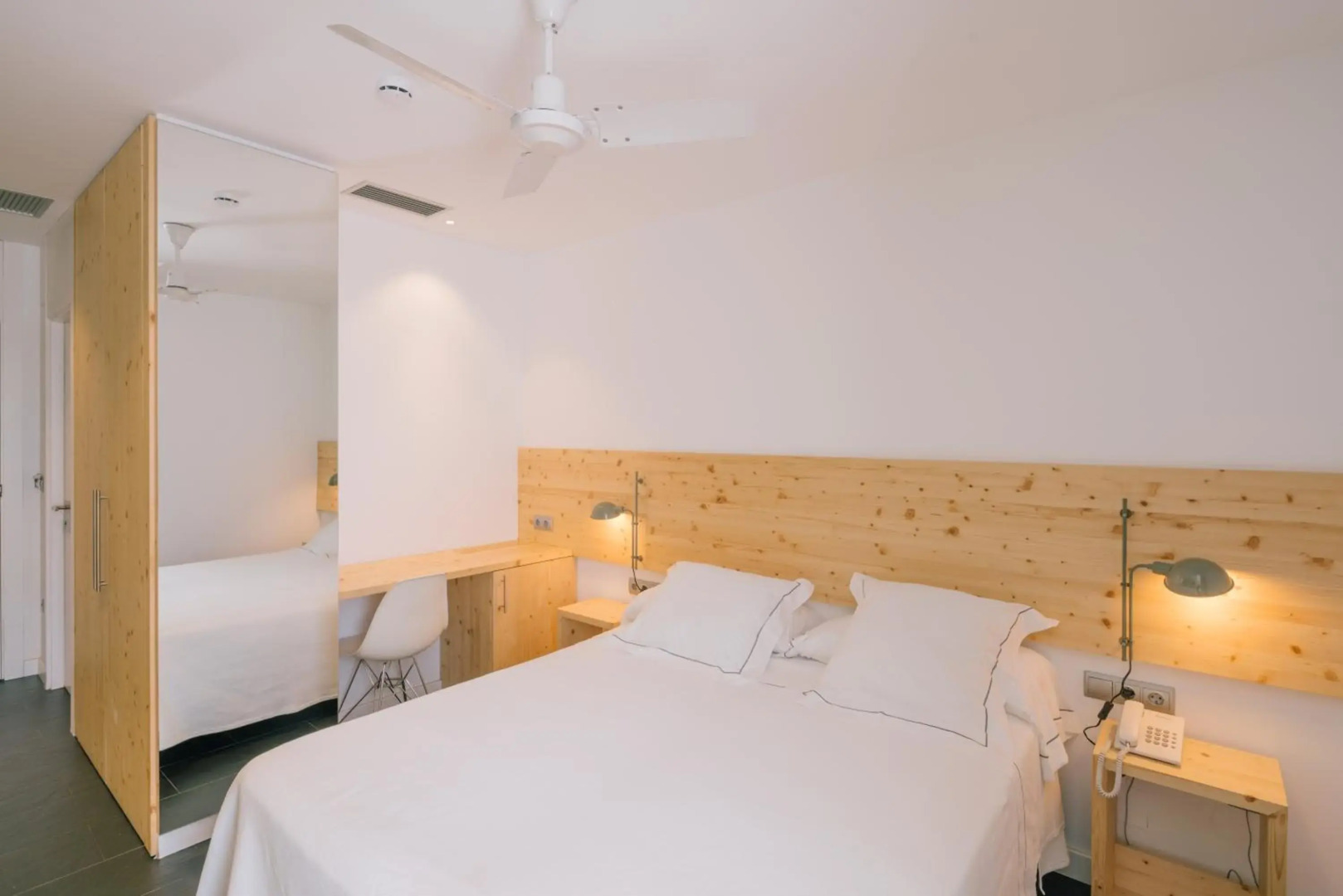 Tierra De Biescas Hotel