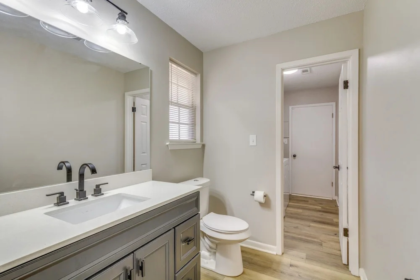 Pensacola Home w/ Private Yard: 7 Mi to Downtown!