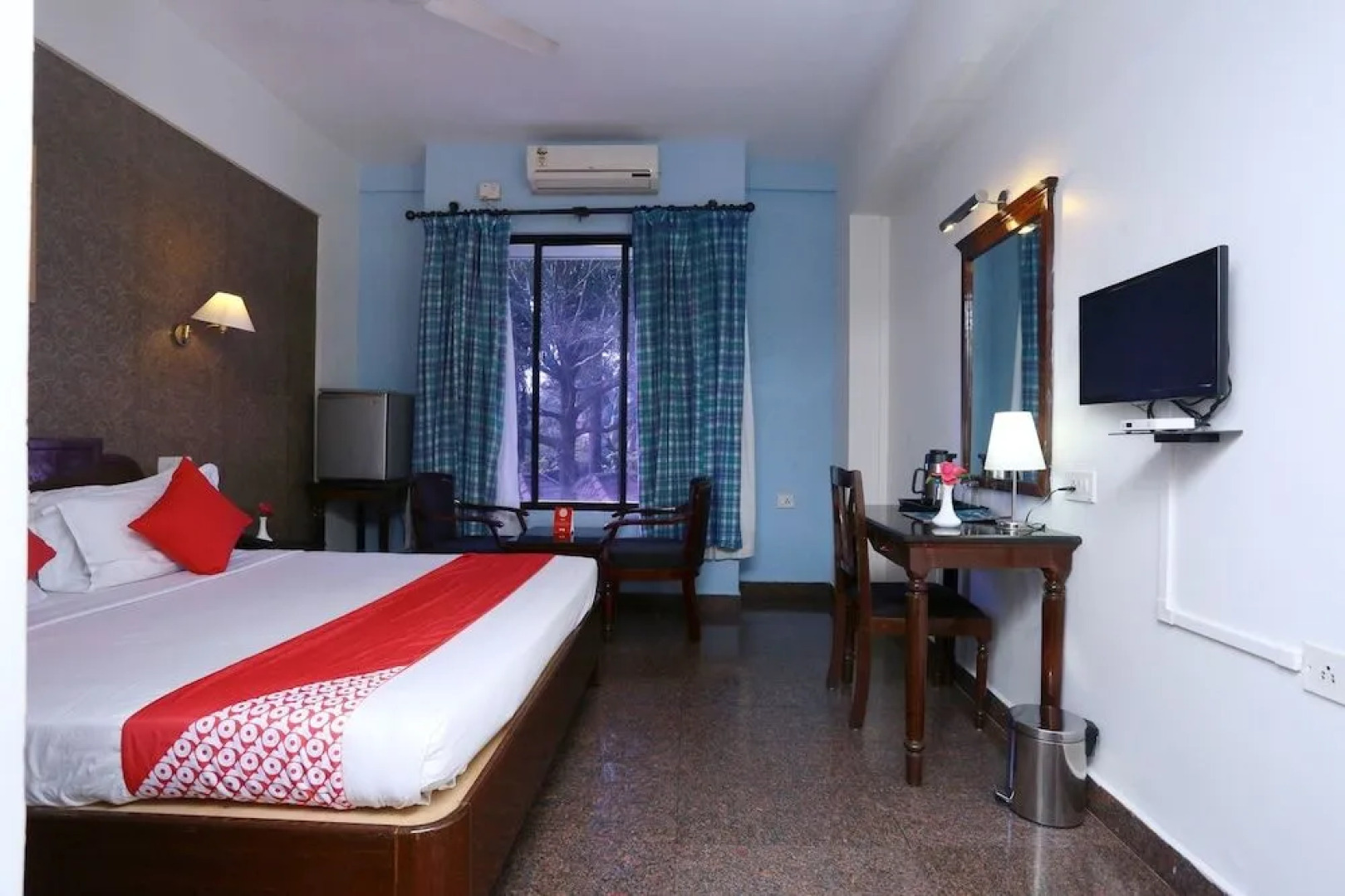 Oyo 22875 Deliza Residency