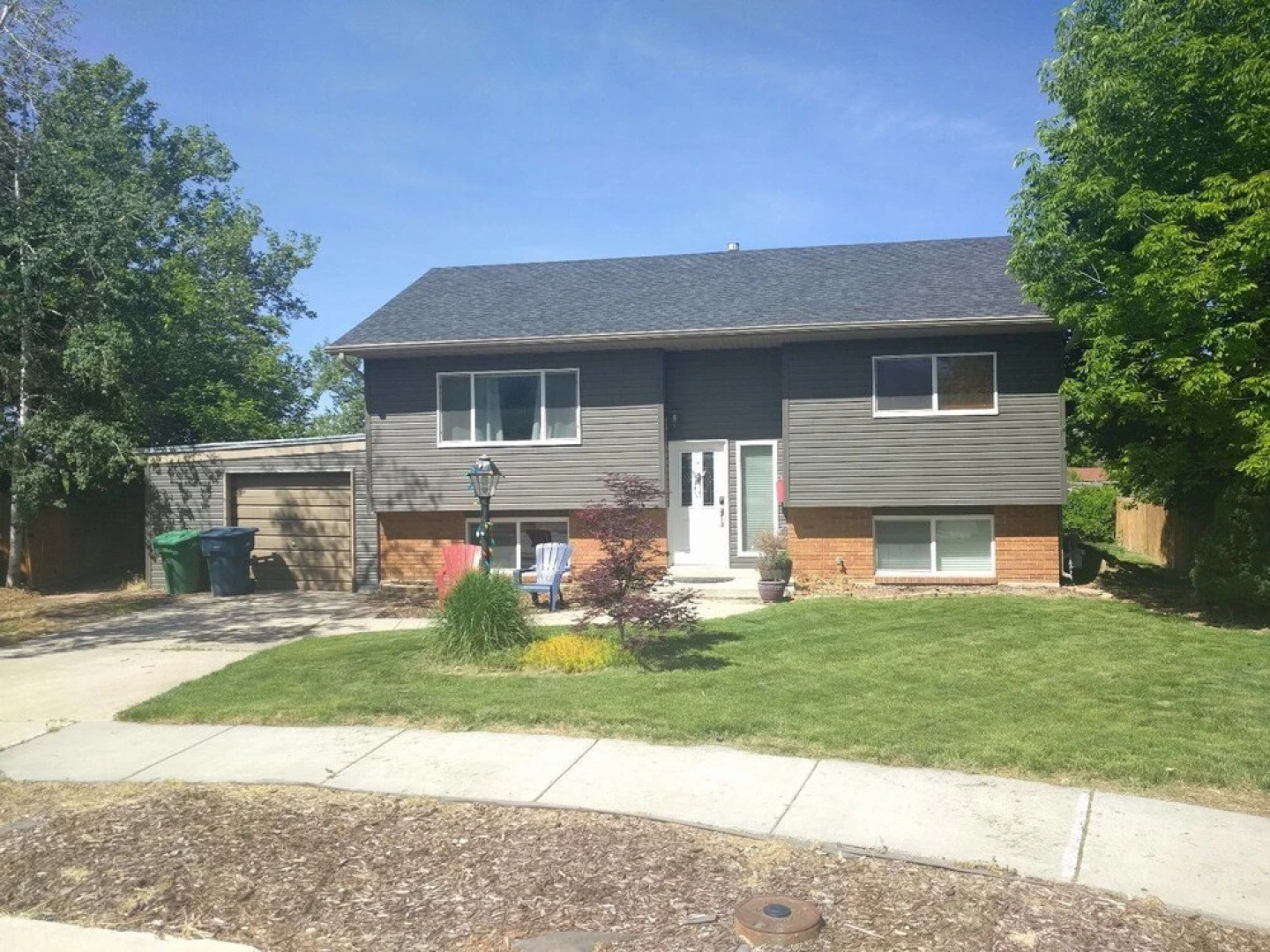 2 Bedroom Basement Apartment Quiet Neighborhood