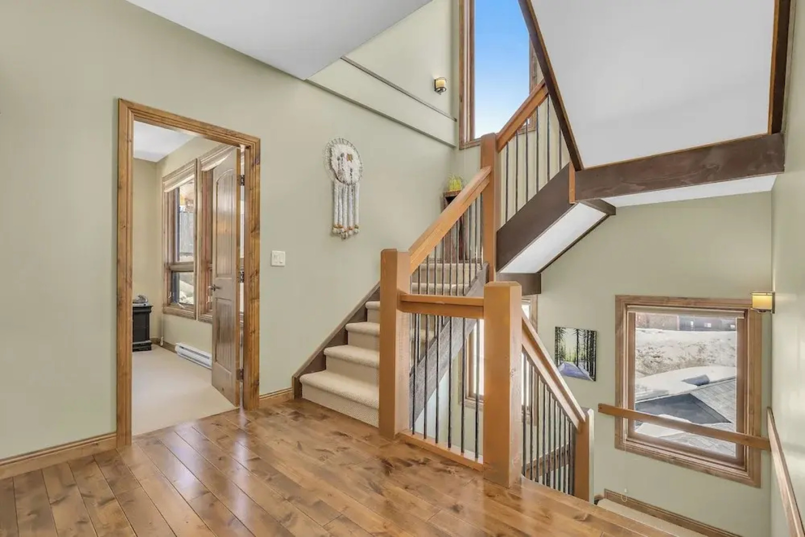 Snow Therapy Chalet Ski In Out & Hot Tub