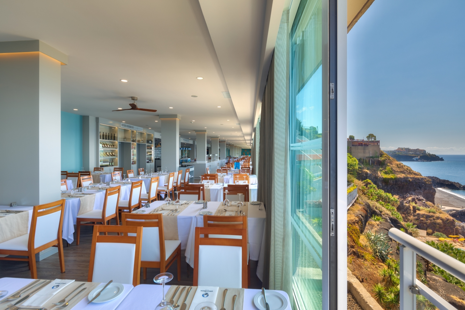 Hotel Orca Praia – Adults Only