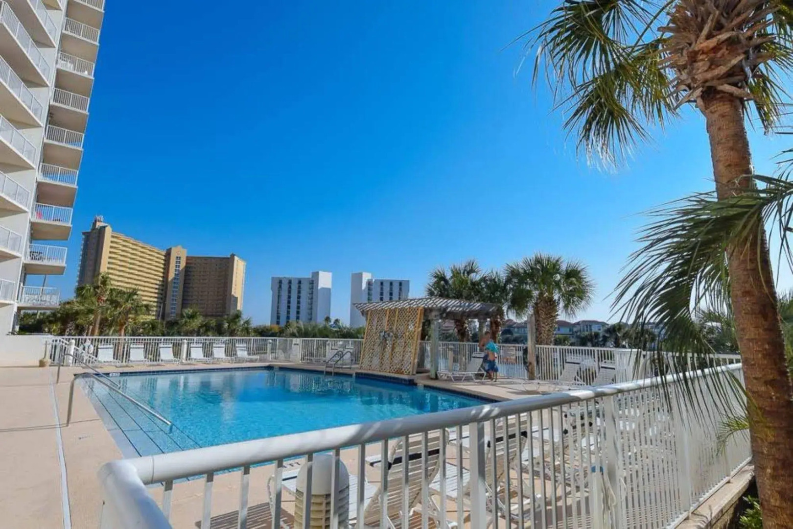 Pelican Beach Resort and Conference Center