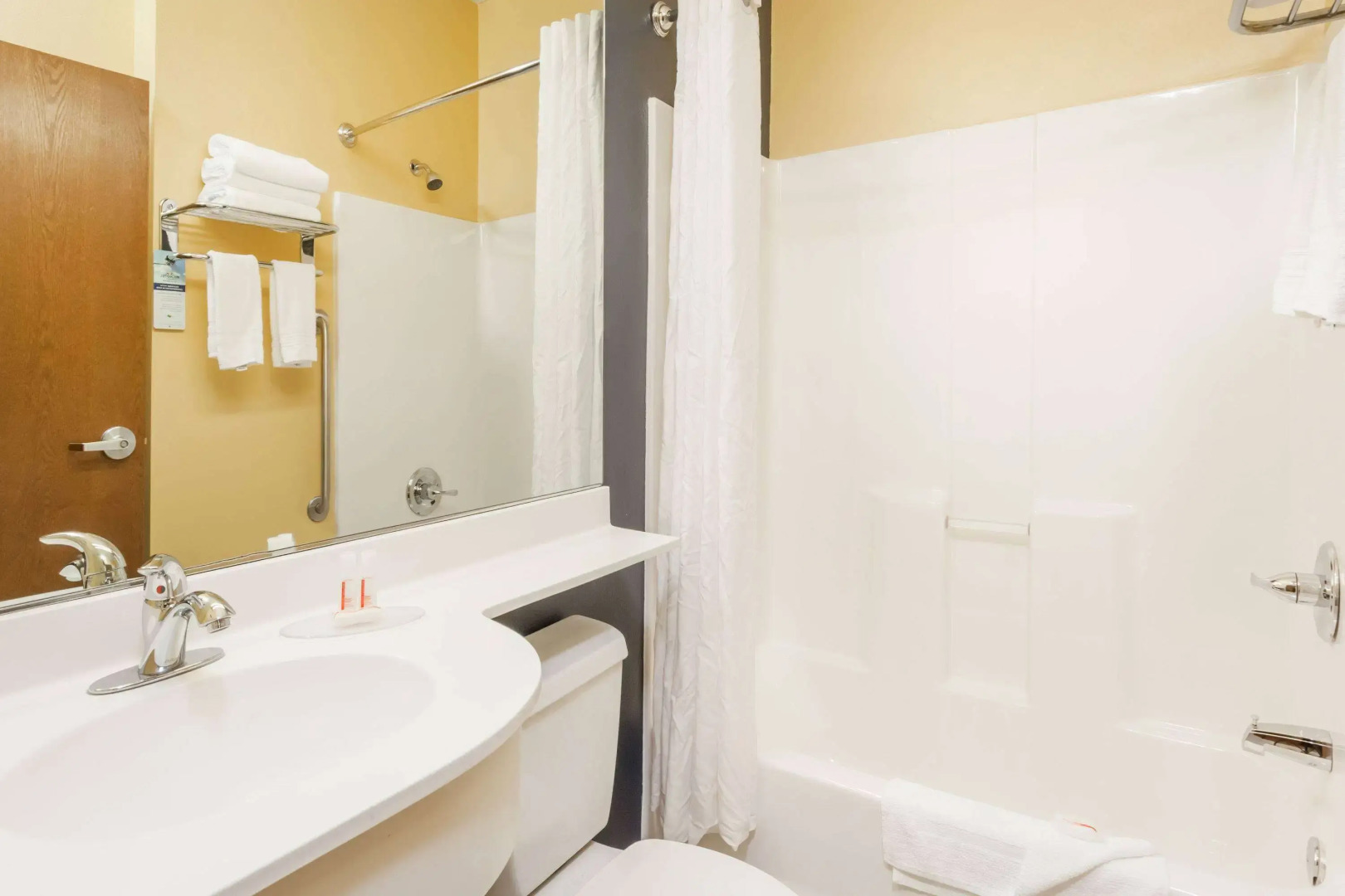 Microtel Inn & Suites by Wyndham Dickson City/Scranton