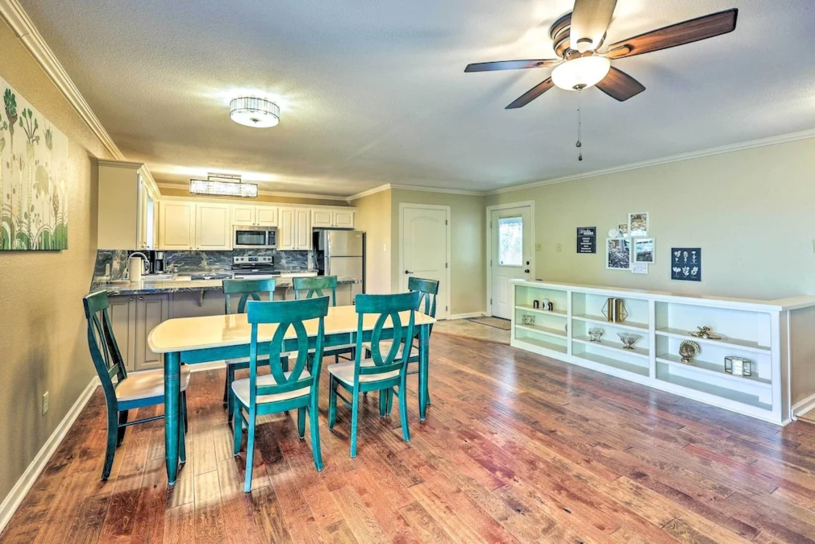 Family-friendly Hot Springs Hideaway w/ Yard!