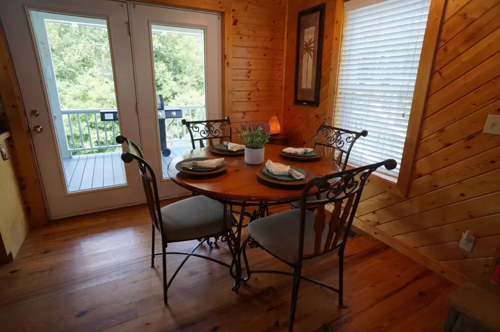 Oasis Cabin at Blairsville 2 Bedrooms 2 Bathrooms Cabin