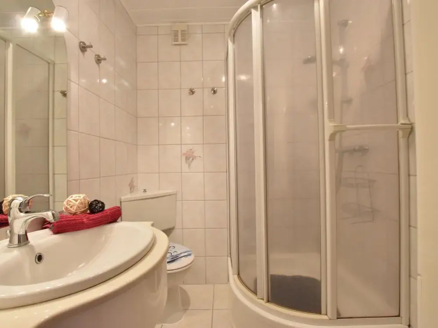 Modern Bungalow in Warnkenhagen Near Wellness