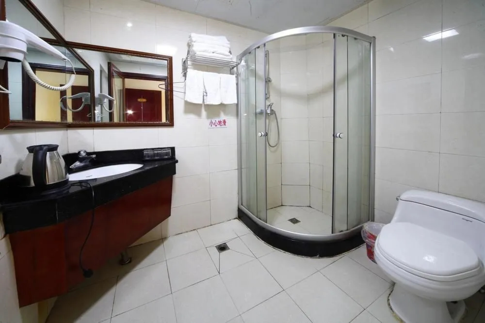 Baiyun Hotel - Lushan