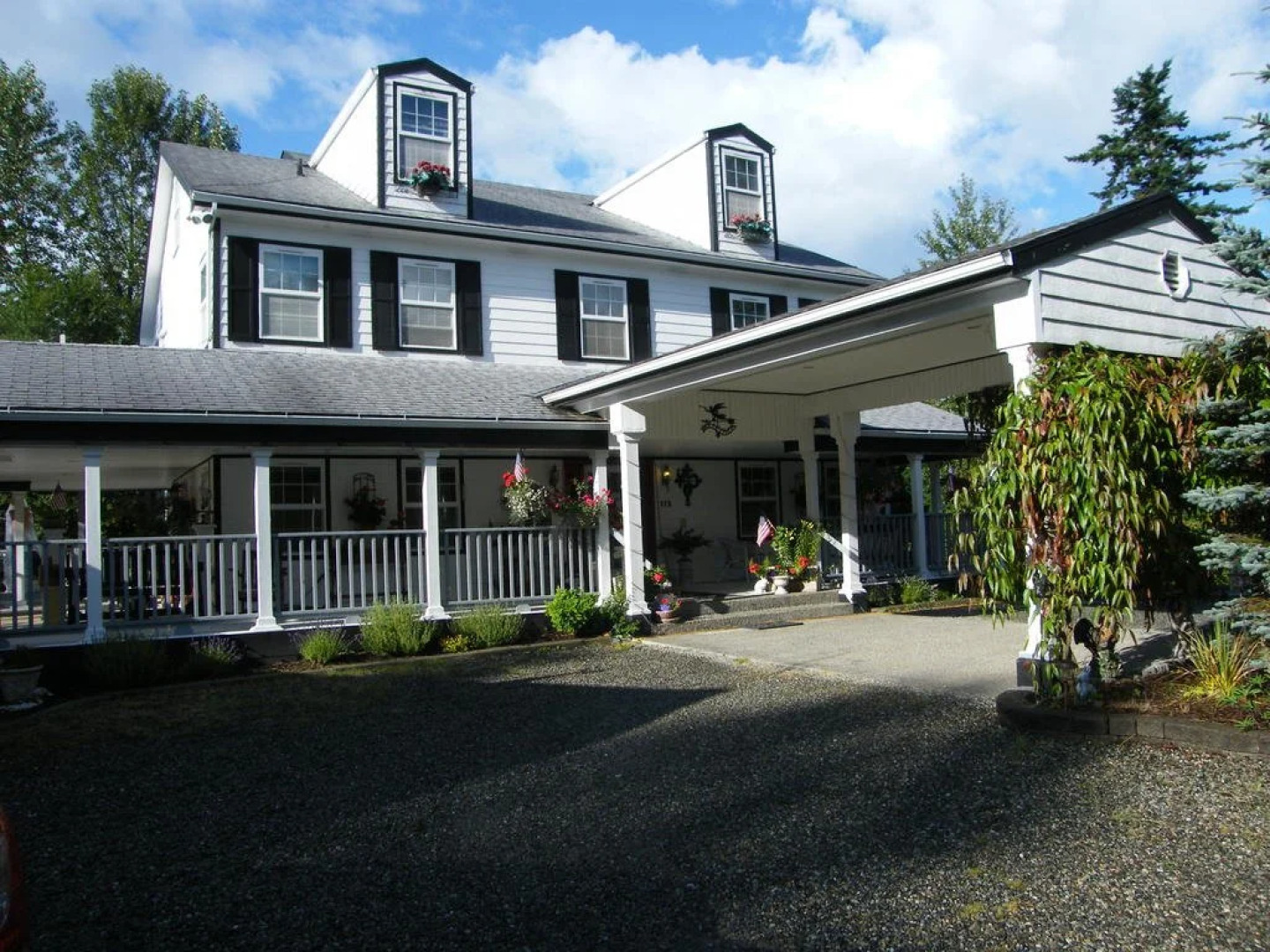 Rooster Hill Short Stay