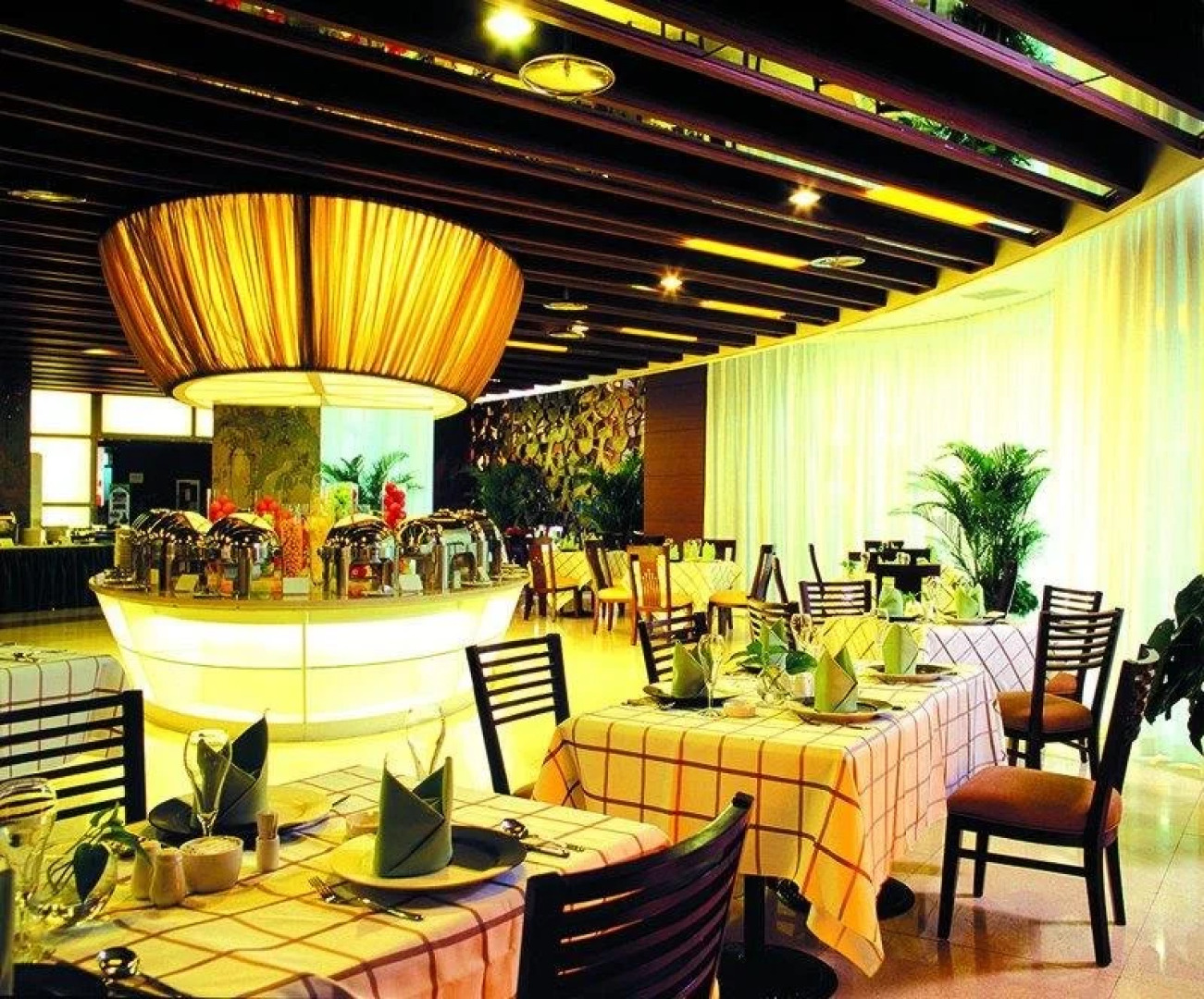 Southern Airlines Pearl International Hotel